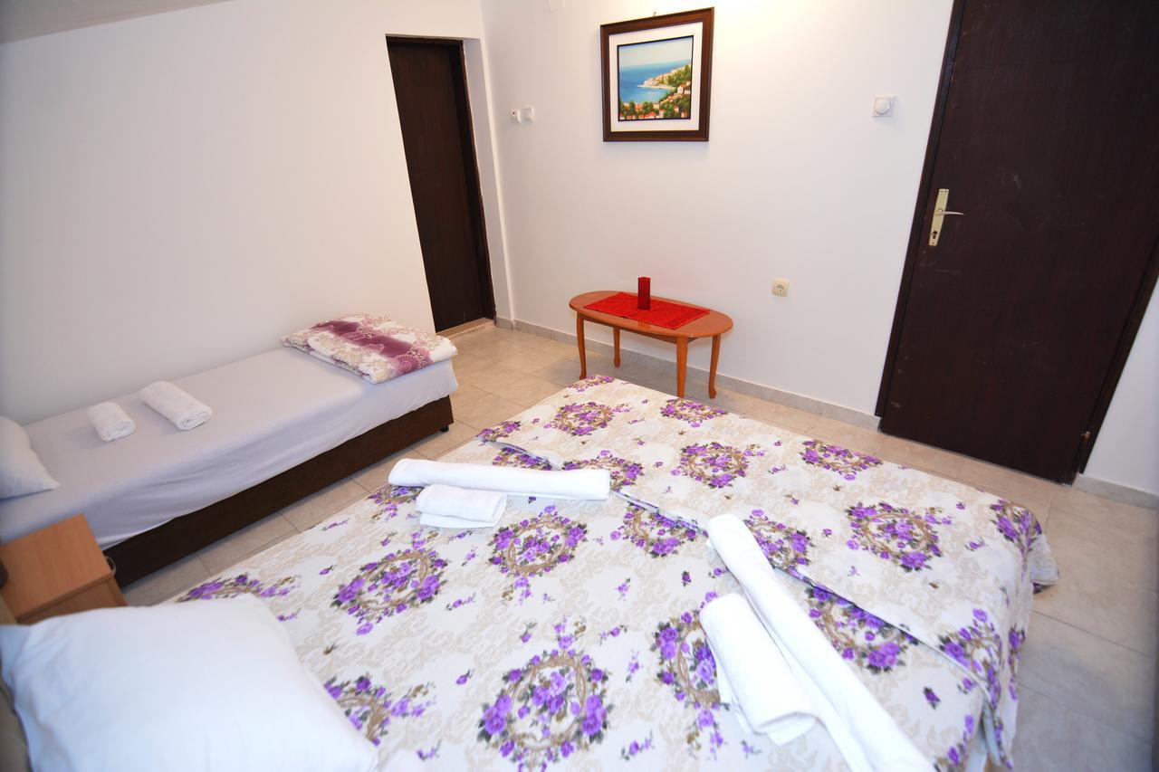 Apartments Jovana Petrovac Exterior photo